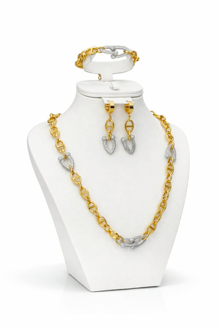 Parure Tiffany Harmes élégante